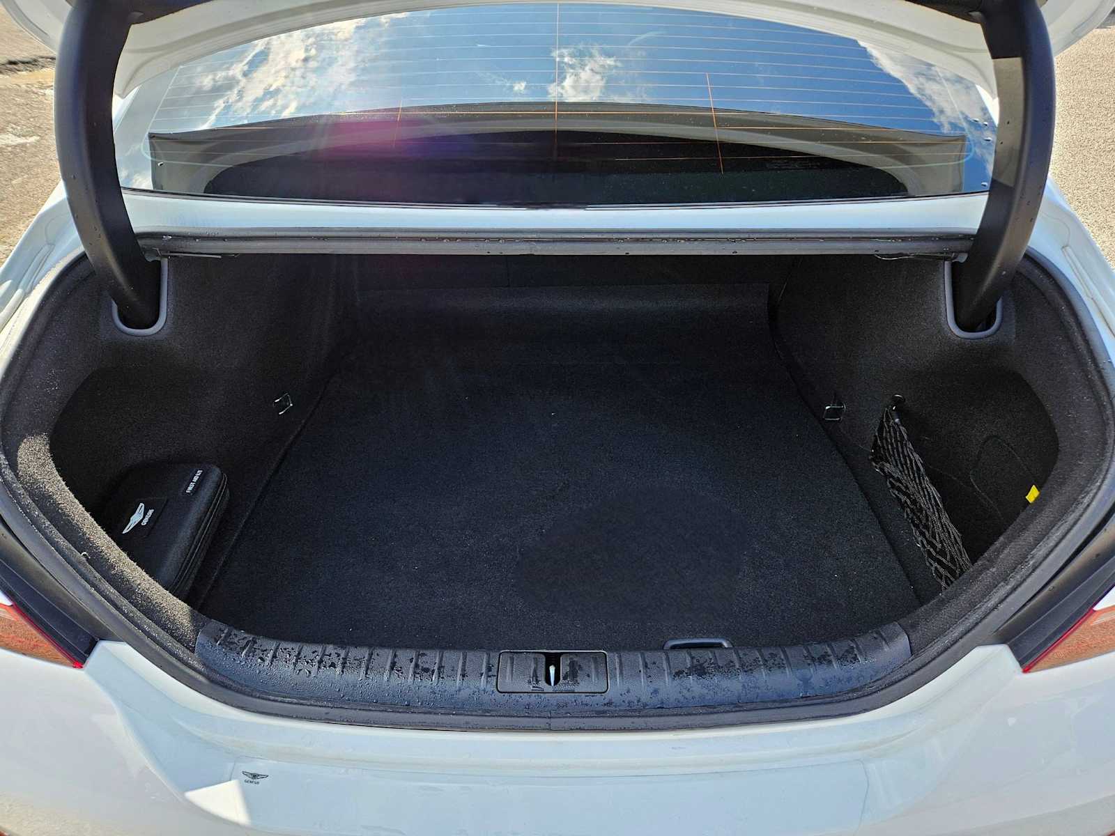 Thumbnail: 2023 Genesis G70 - 30