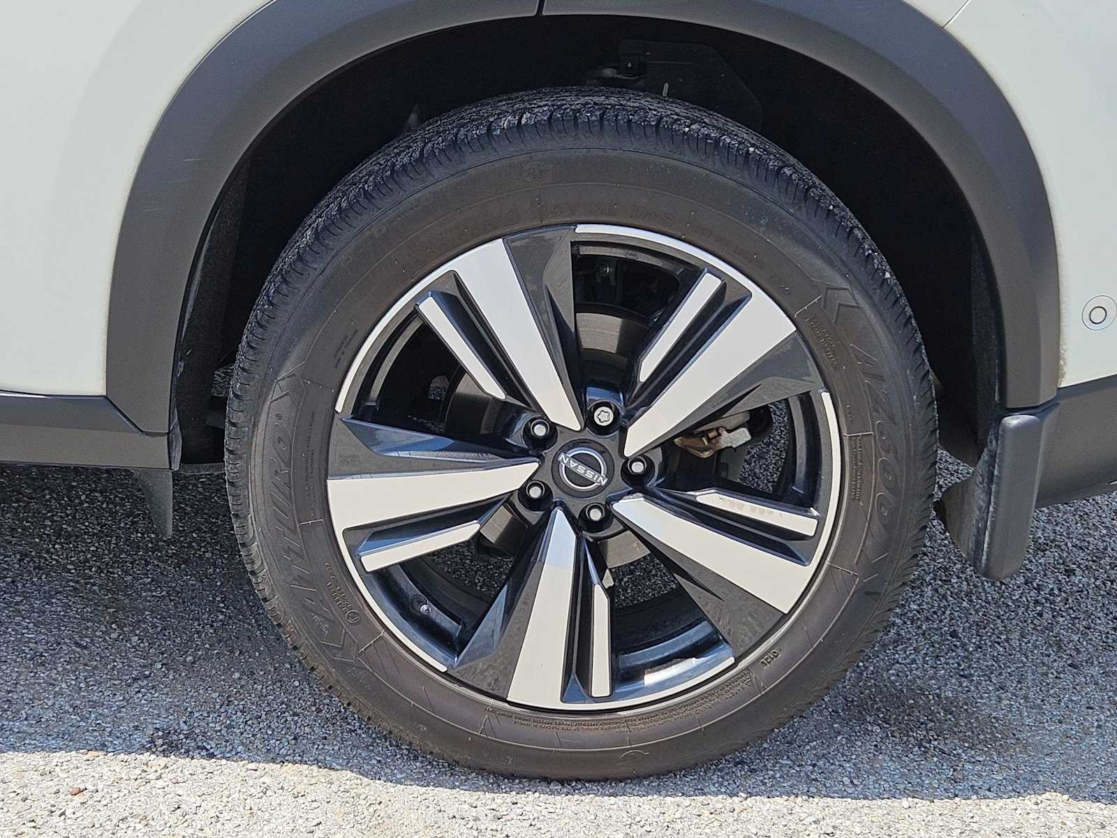 Thumbnail: 2022 Nissan Rogue - 12