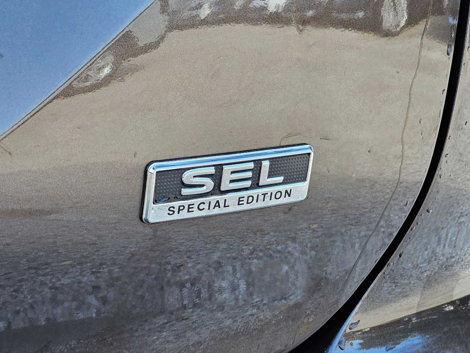 Thumbnail: 2022 Mitsubishi Outlander - 13