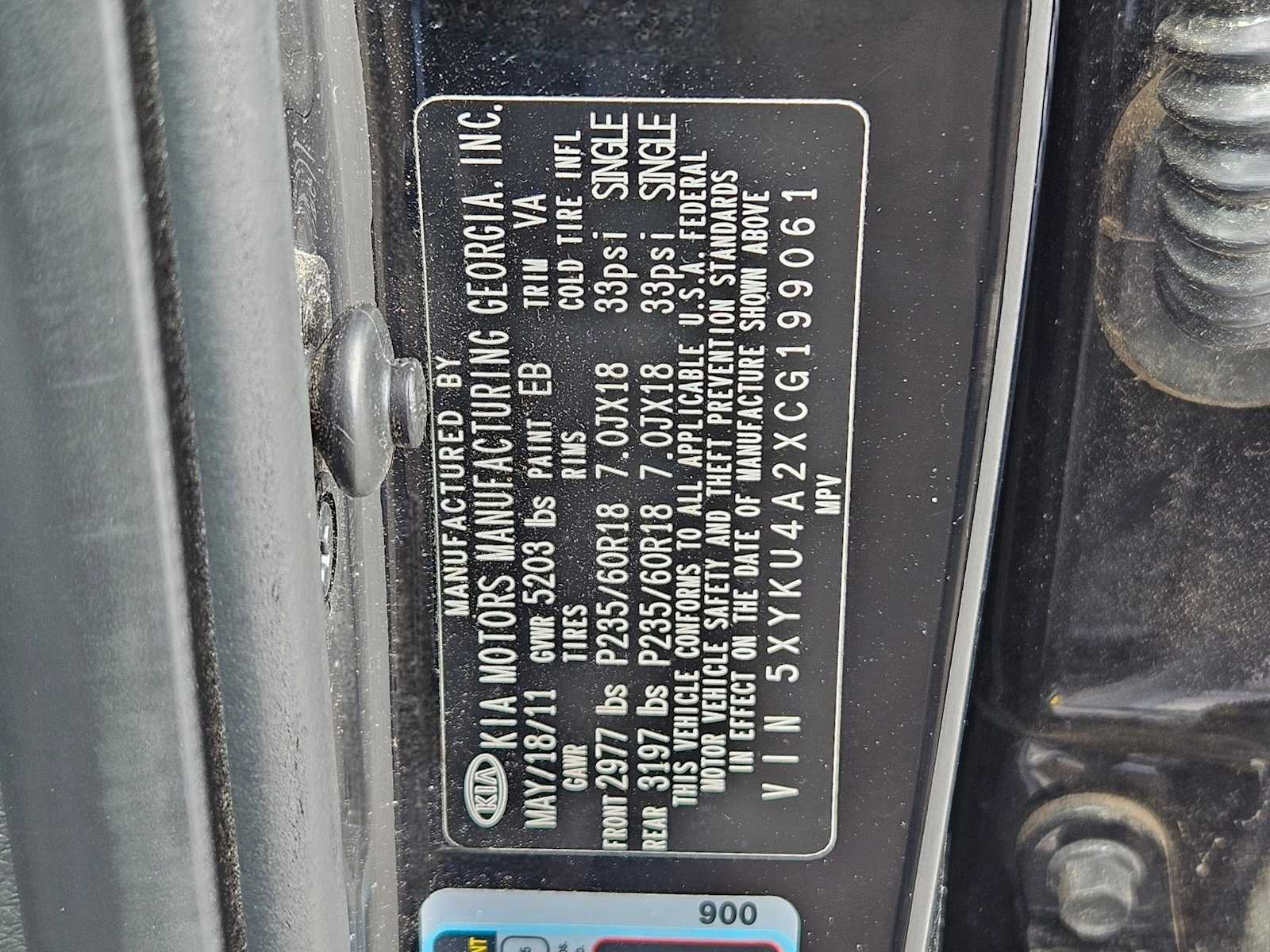 Thumbnail: 2012 Kia Sorento - 25