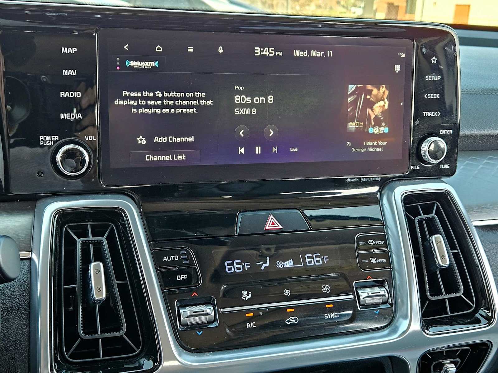 Thumbnail: 2023 Kia Sorento - 15