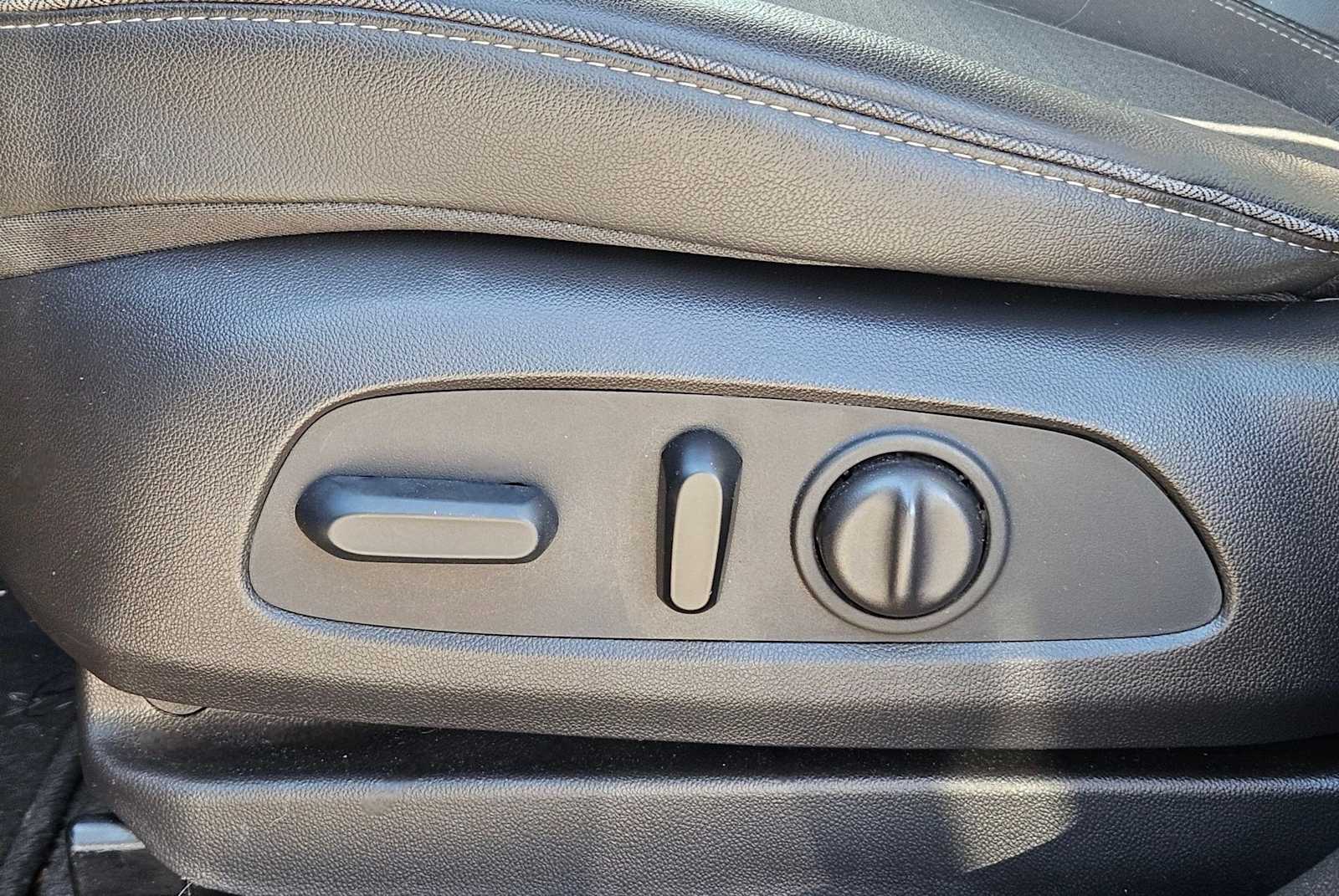 Thumbnail: 2023 Buick Encore GX - 13