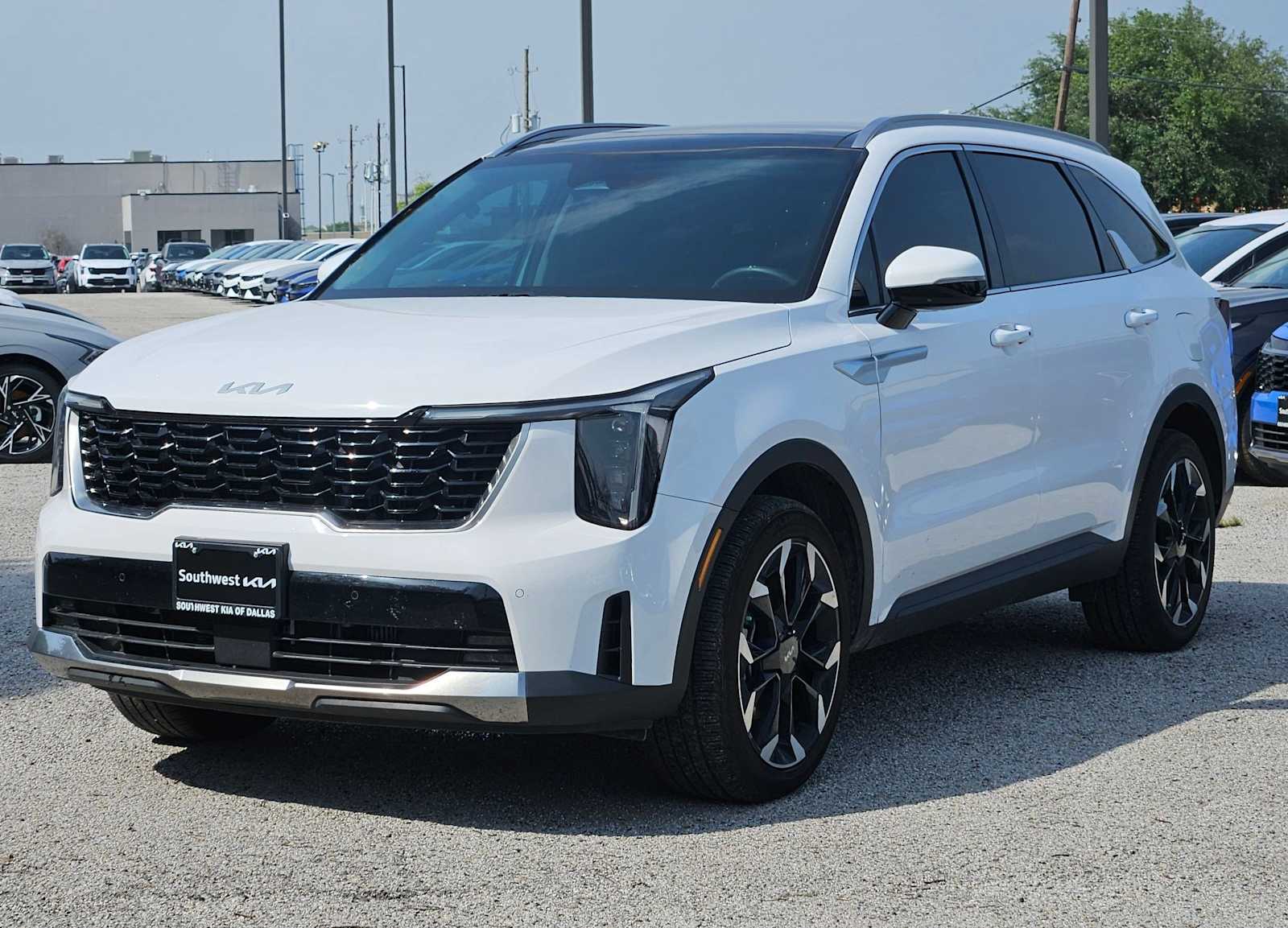 Thumbnail: 2025 Kia Sorento - 10