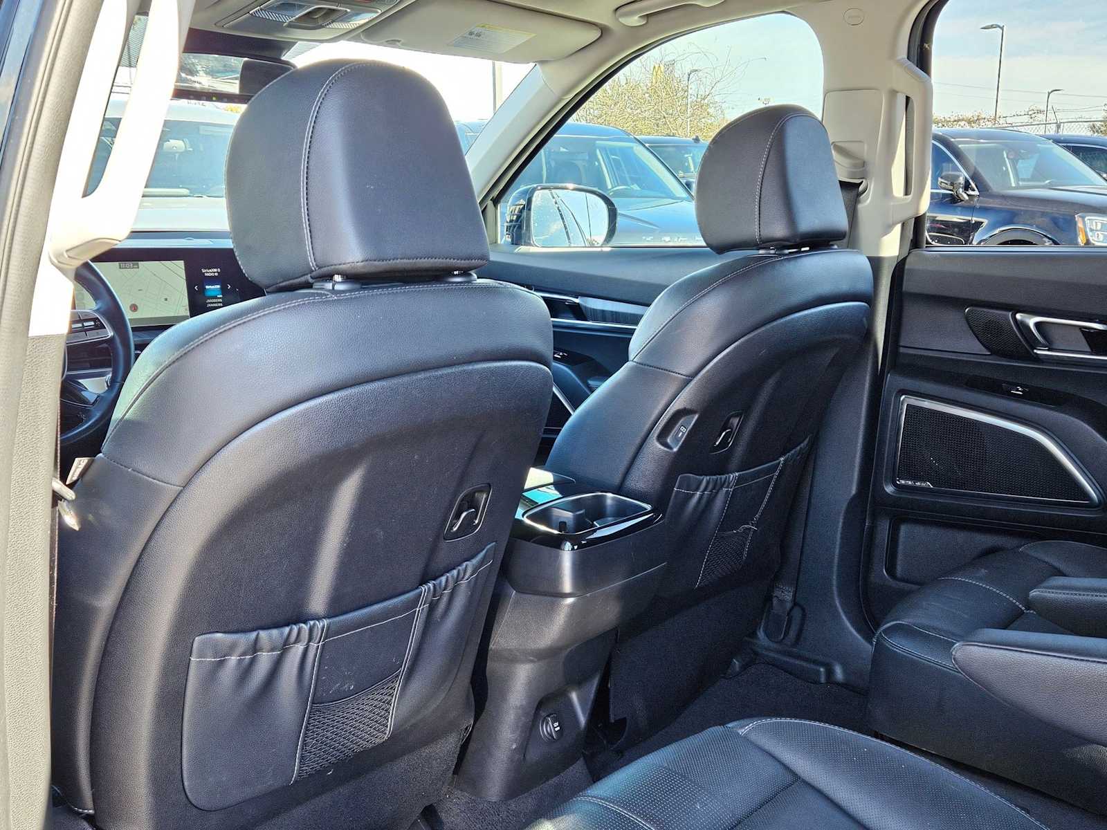 Thumbnail: 2023 Kia Telluride - 19