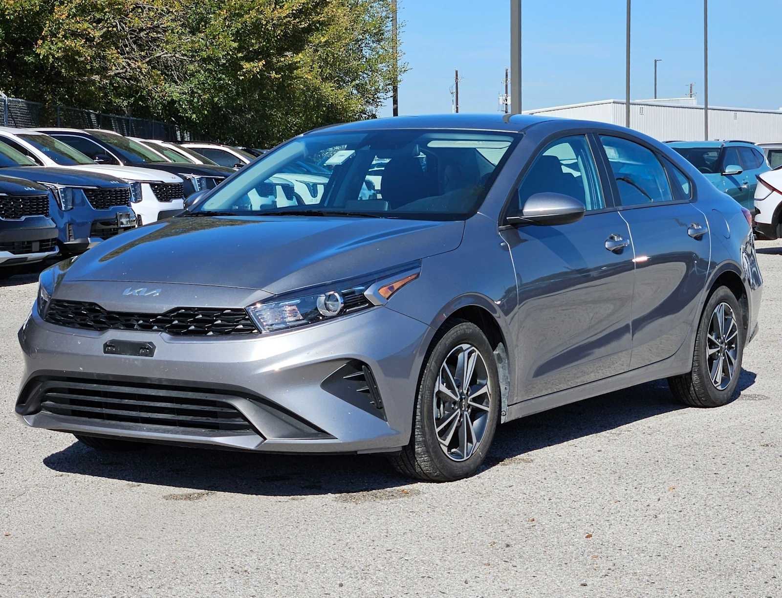 Thumbnail: 2024 Kia Forte - 10