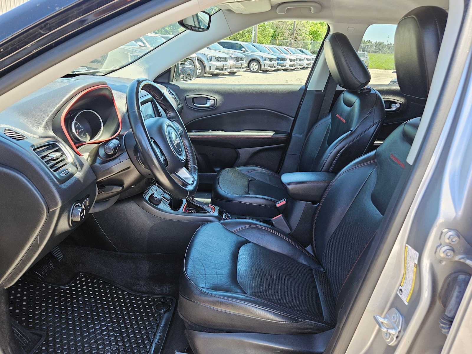 Thumbnail: 2018 Jeep Compass - 15