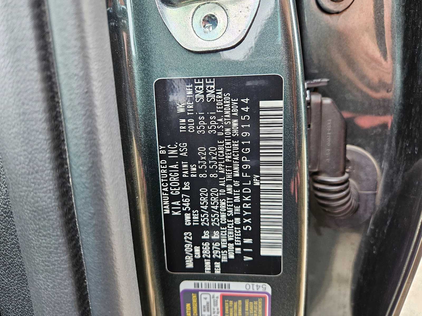 Thumbnail: 2023 Kia Sorento - 26