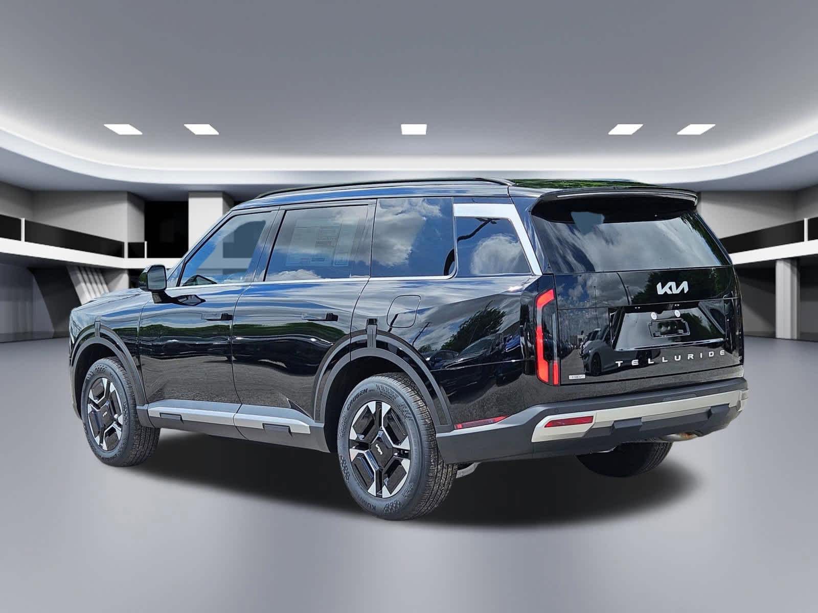 Thumbnail: 2027 Kia Telluride - 4