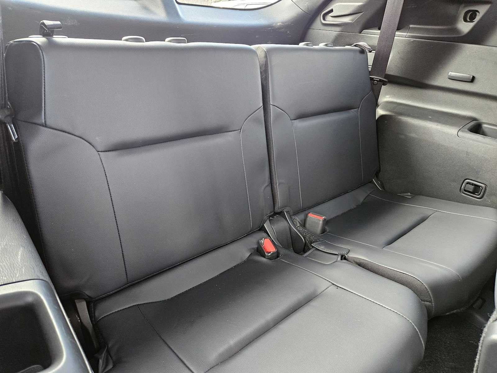 Thumbnail: 2022 Mitsubishi Outlander - 22