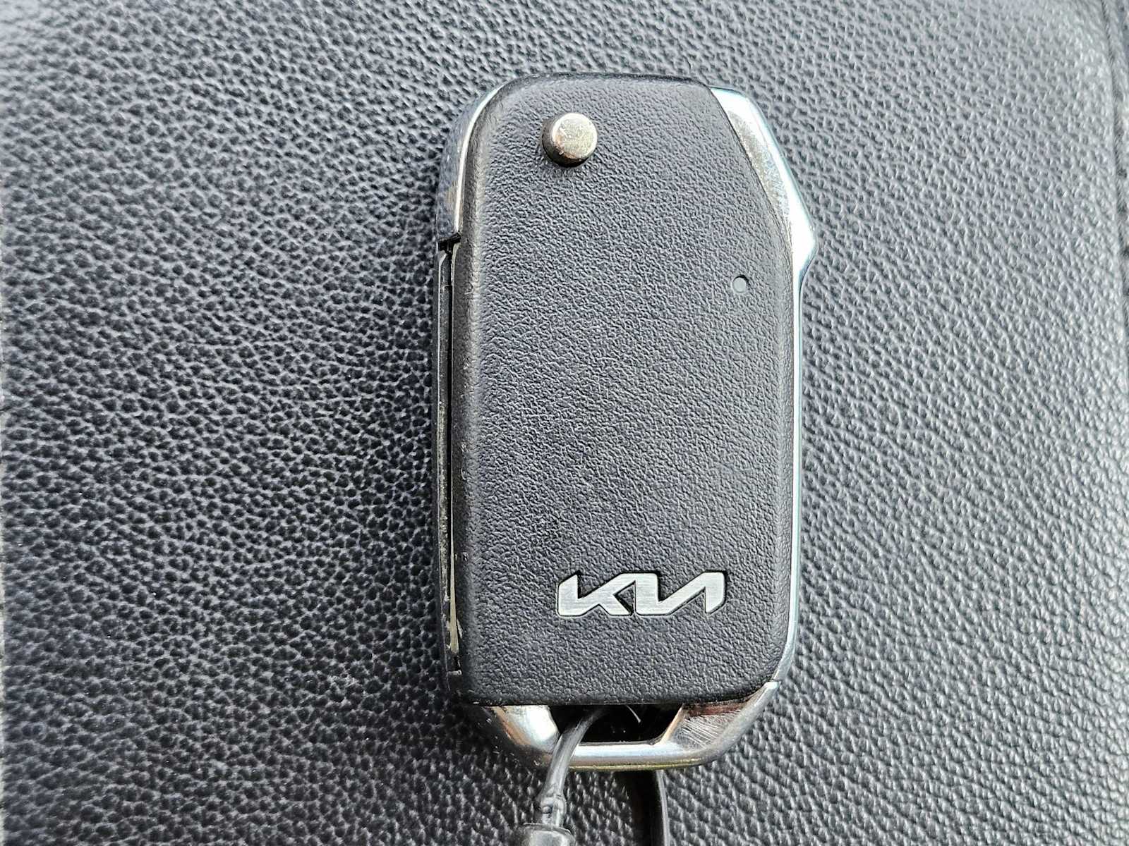 Thumbnail: 2023 Kia Sportage - 33