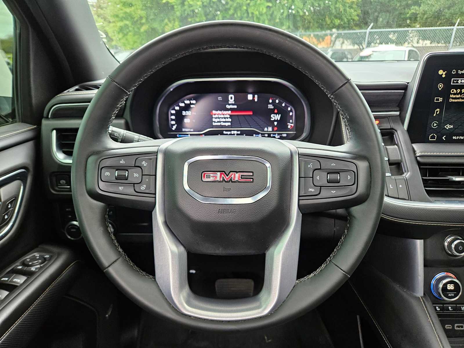Thumbnail: 2023 GMC Yukon - 13