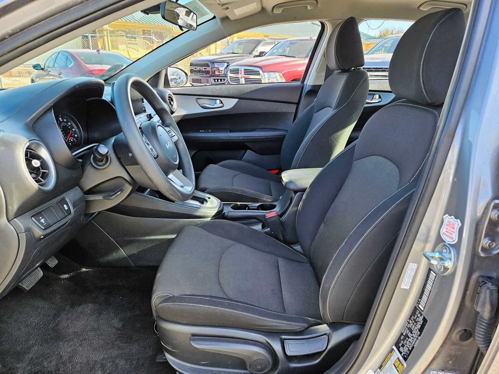 Thumbnail: 2024 Kia Forte - 15