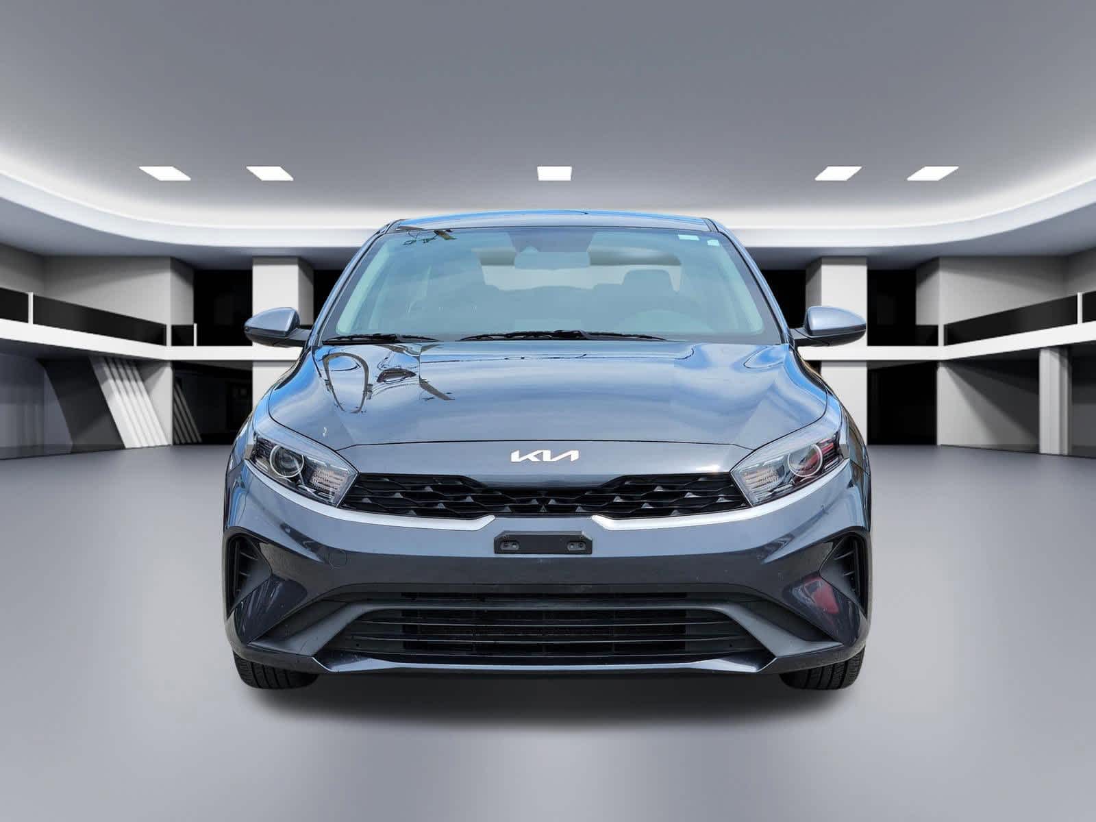 Thumbnail: 2024 Kia Forte - 9