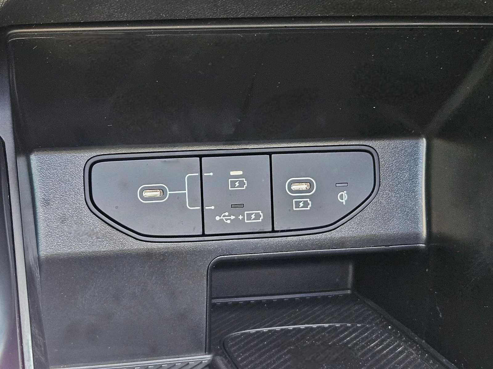 Thumbnail: 2025 Kia Sorento - 24