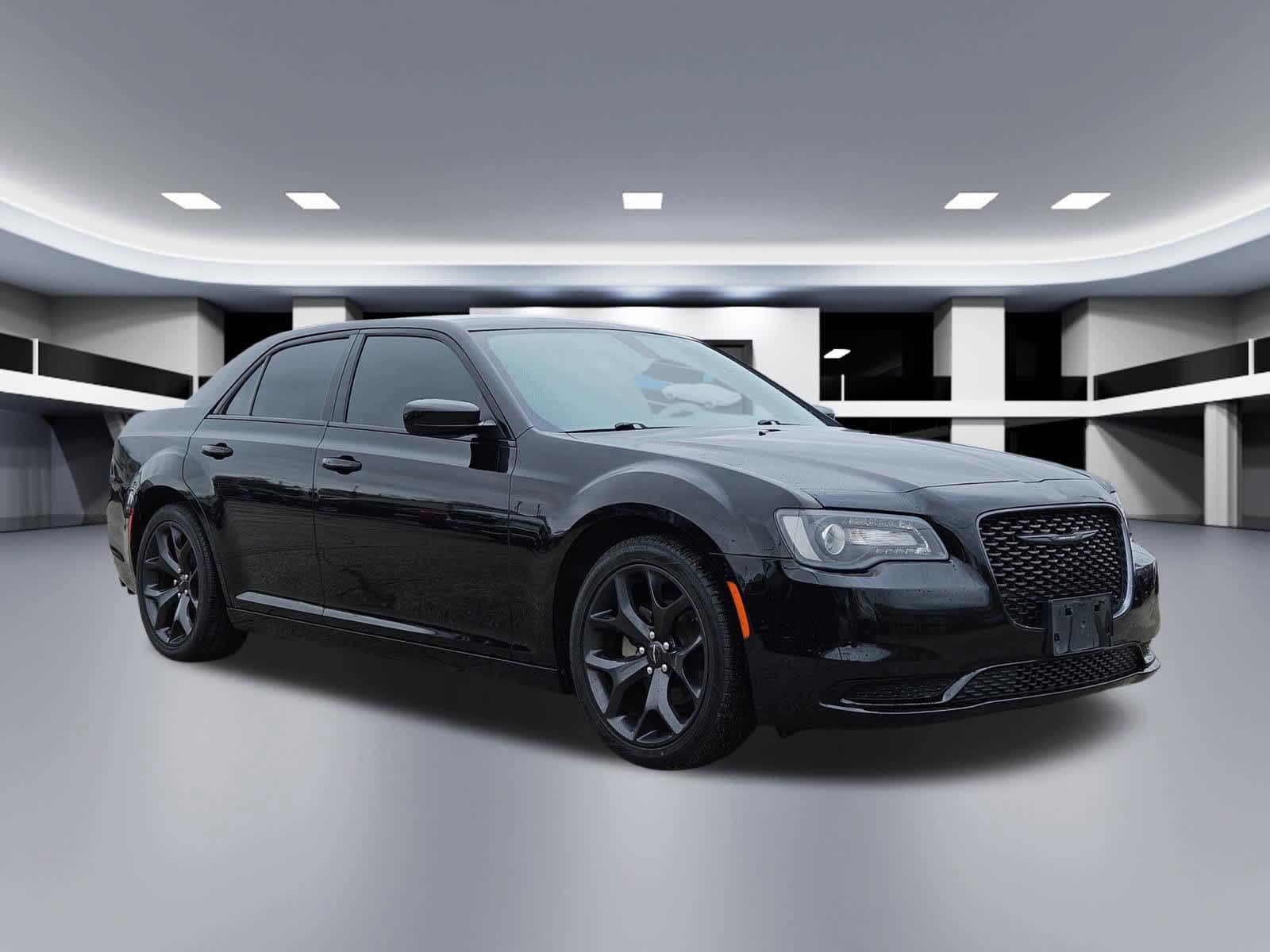 Thumbnail: 2023 Chrysler 300 - 8