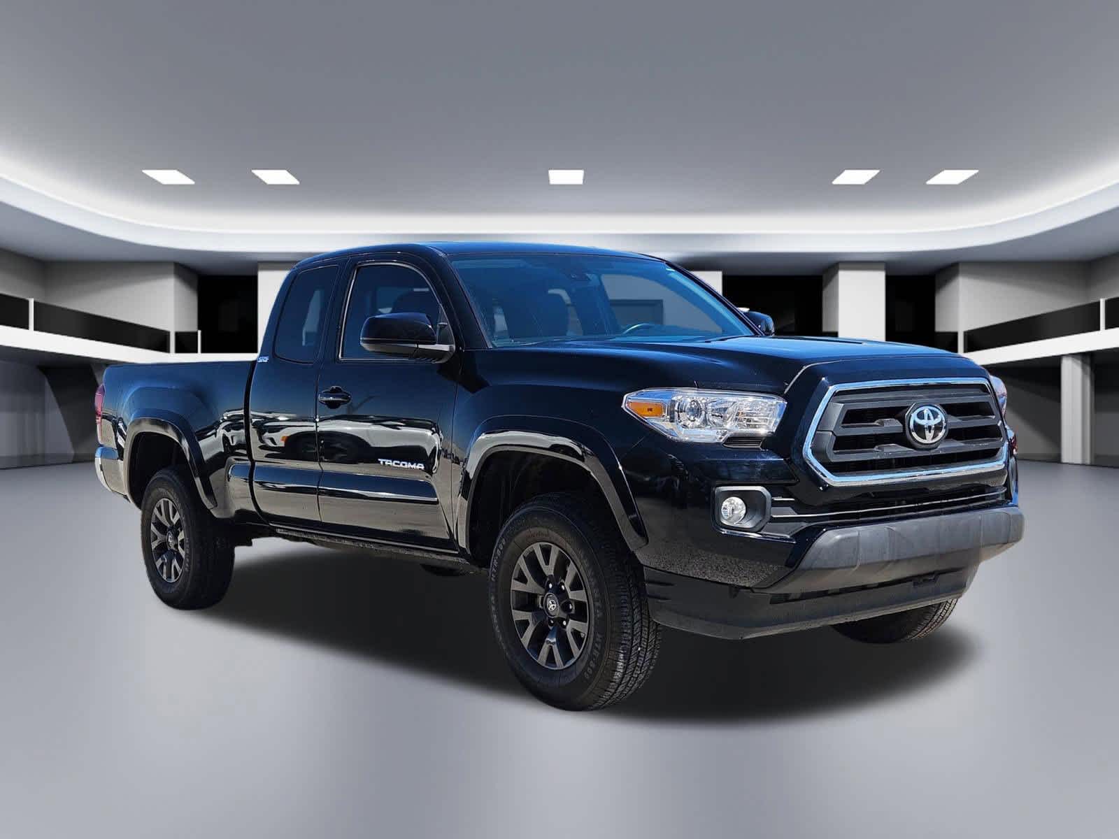 Thumbnail: 2022 Toyota Tacoma - 8
