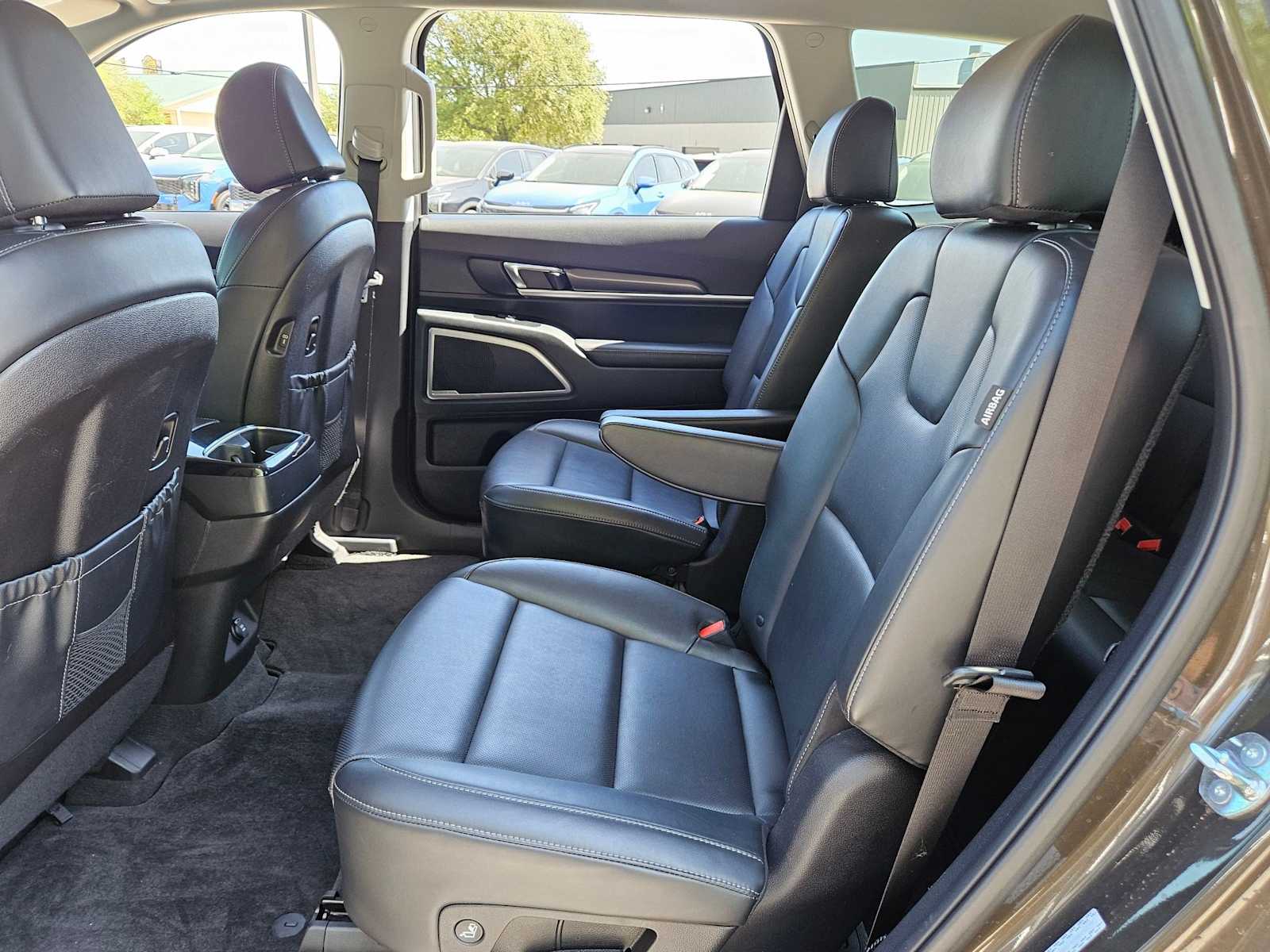 Thumbnail: 2025 Kia Telluride - 14