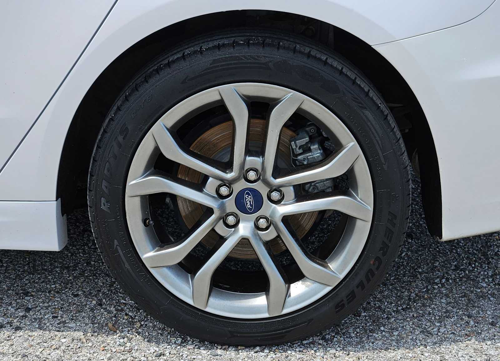 Thumbnail: 2020 Ford Fusion - 14
