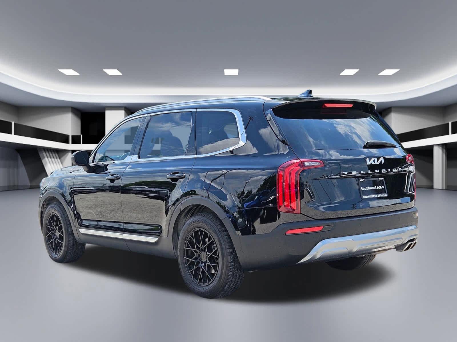 Thumbnail: 2022 Kia Telluride - 3