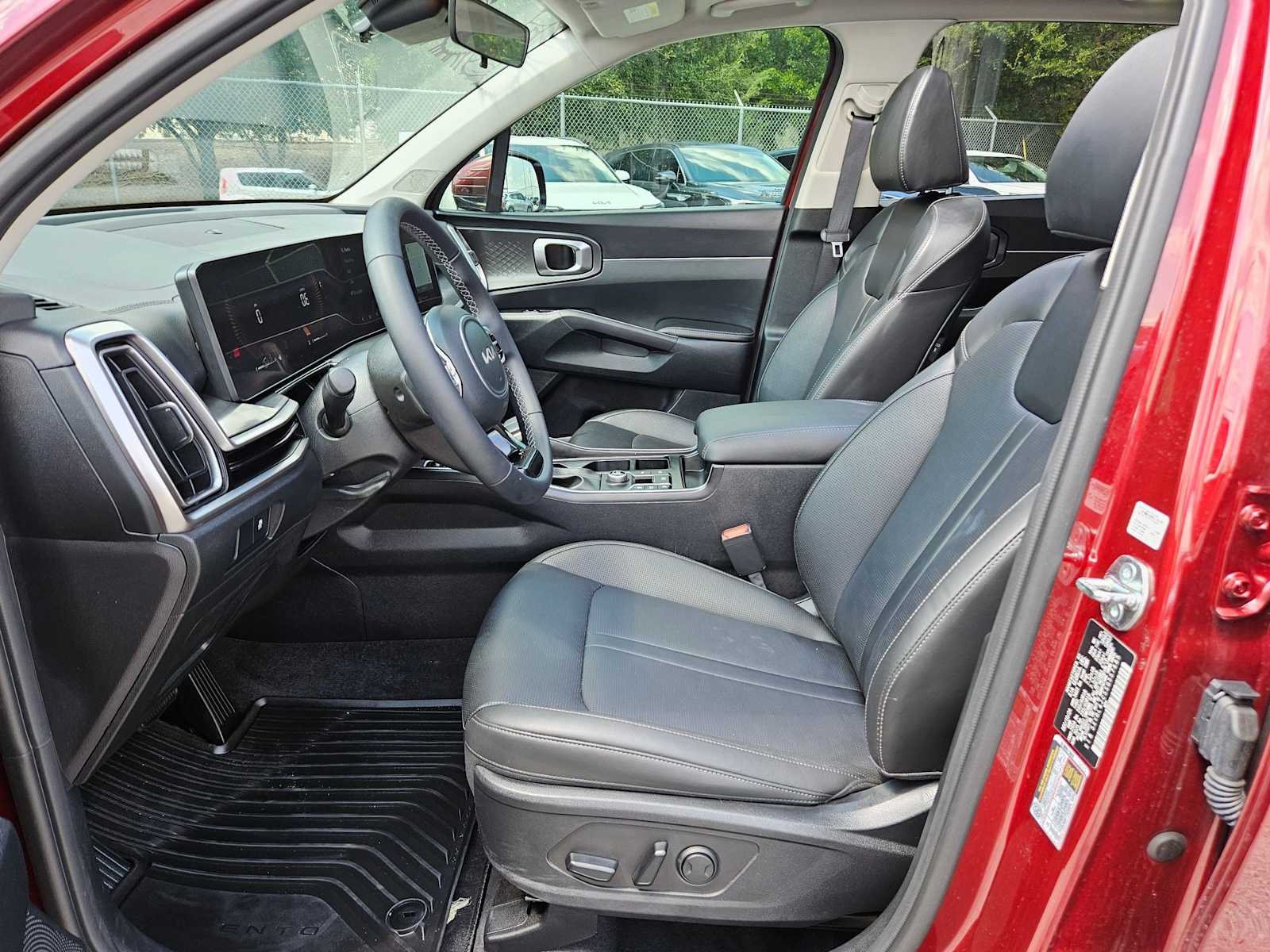 Thumbnail: 2025 Kia Sorento - 13