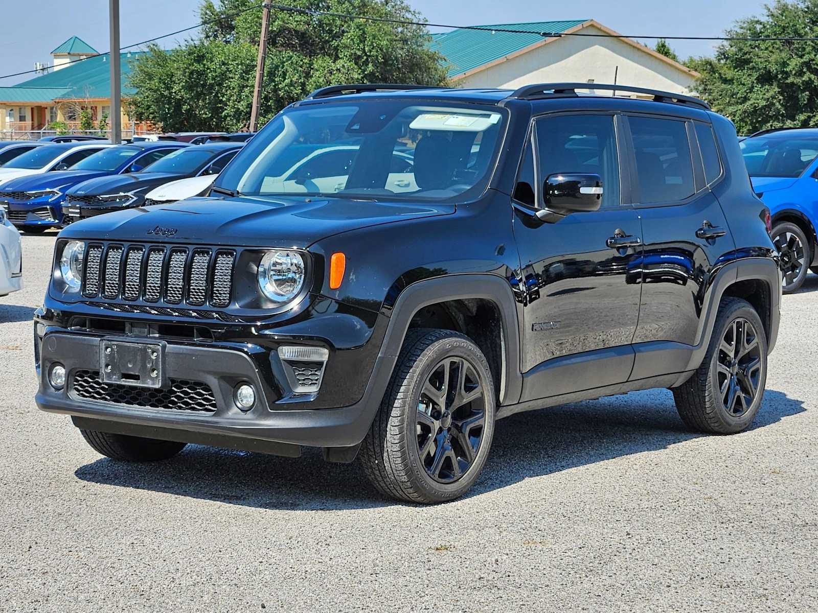 Thumbnail: 2023 Jeep Renegade - 10