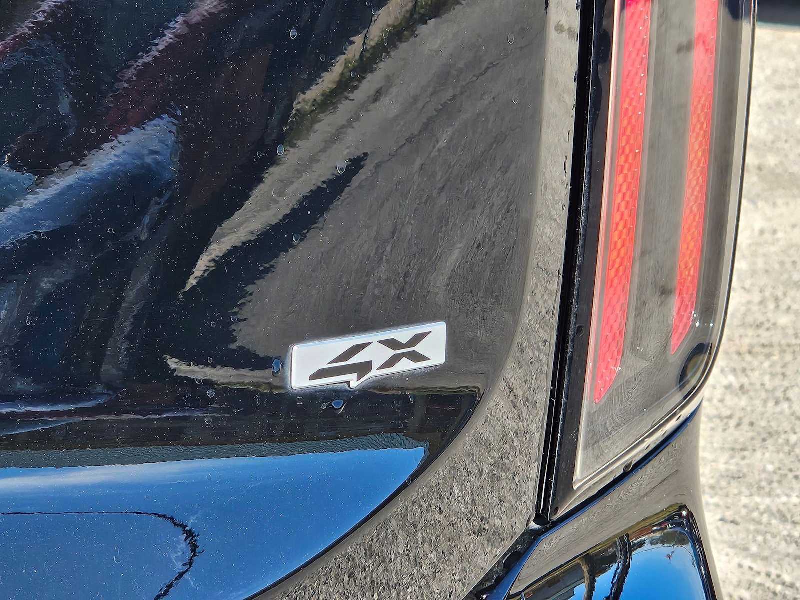 Thumbnail: 2023 Kia Telluride - 14