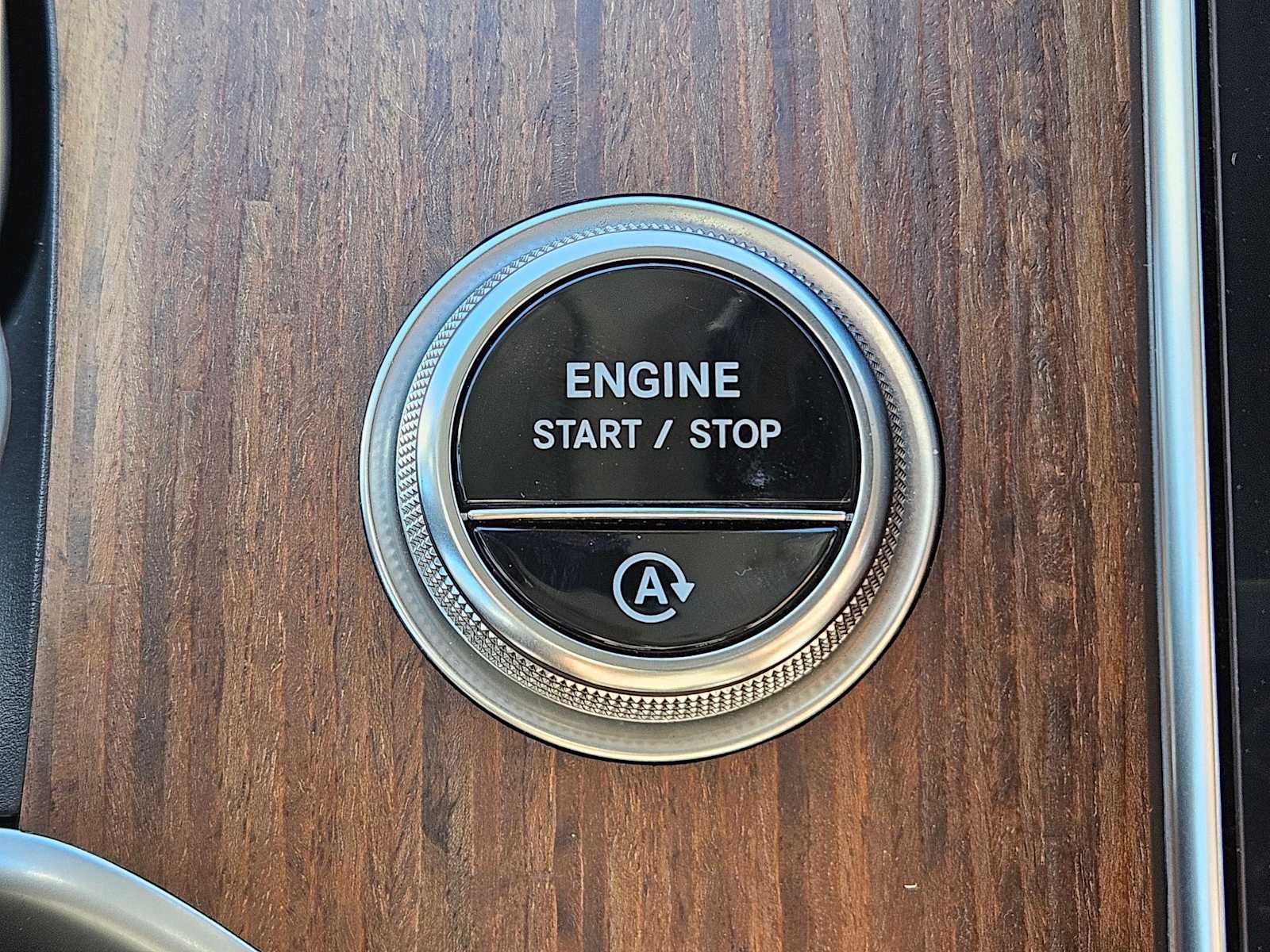 Thumbnail: 2024 Mercedes-Benz GLC - 32