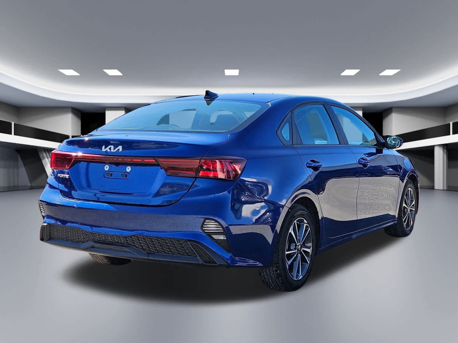 Thumbnail: 2024 Kia Forte - 5