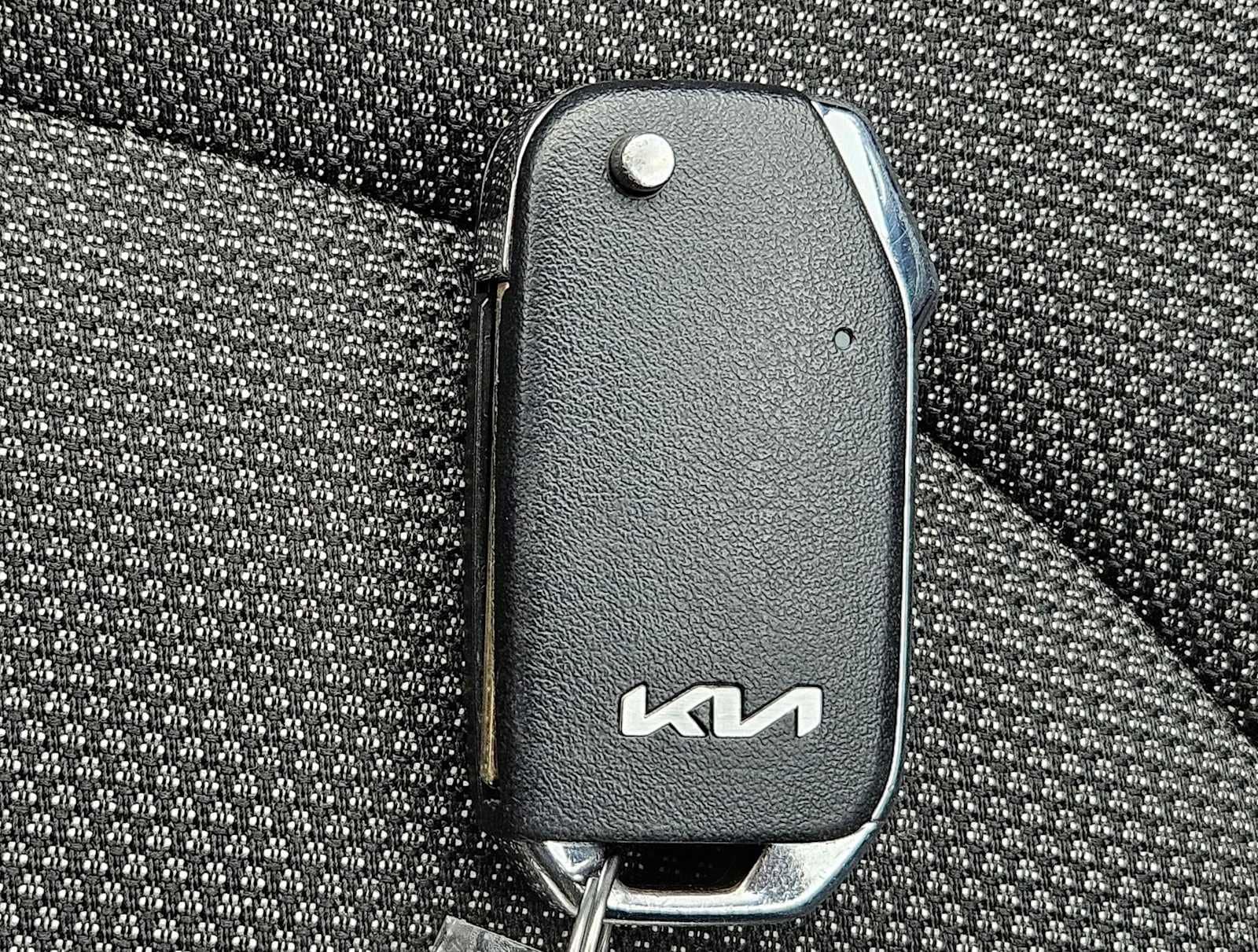 Thumbnail: 2024 Kia Forte - 22