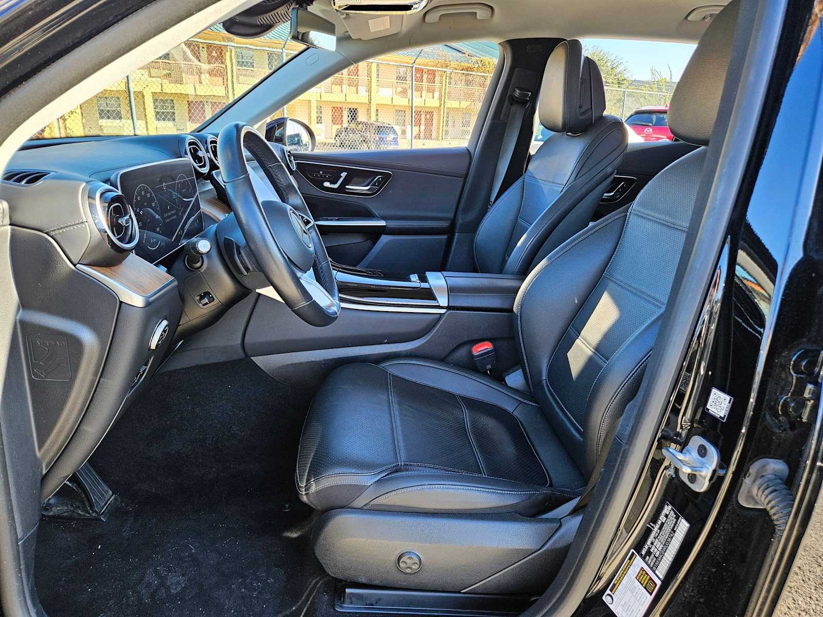 Thumbnail: 2024 Mercedes-Benz GLC - 17