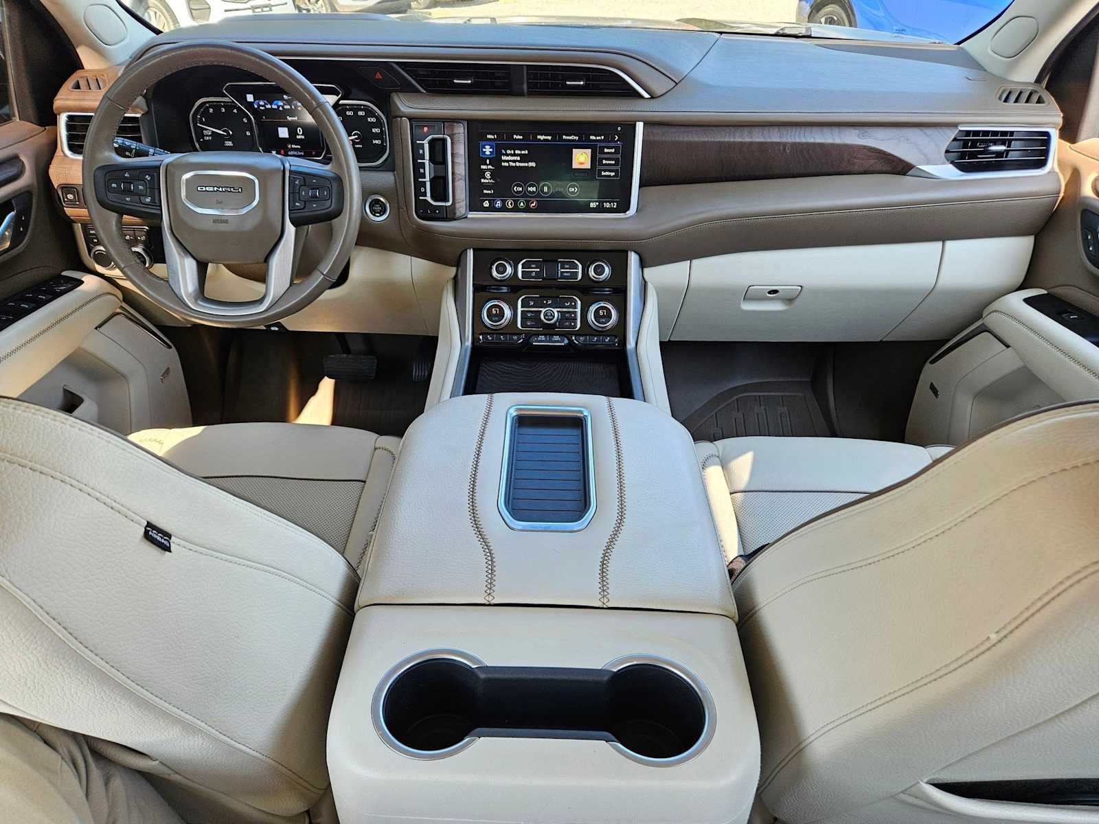 Thumbnail: 2021 GMC Yukon - 16