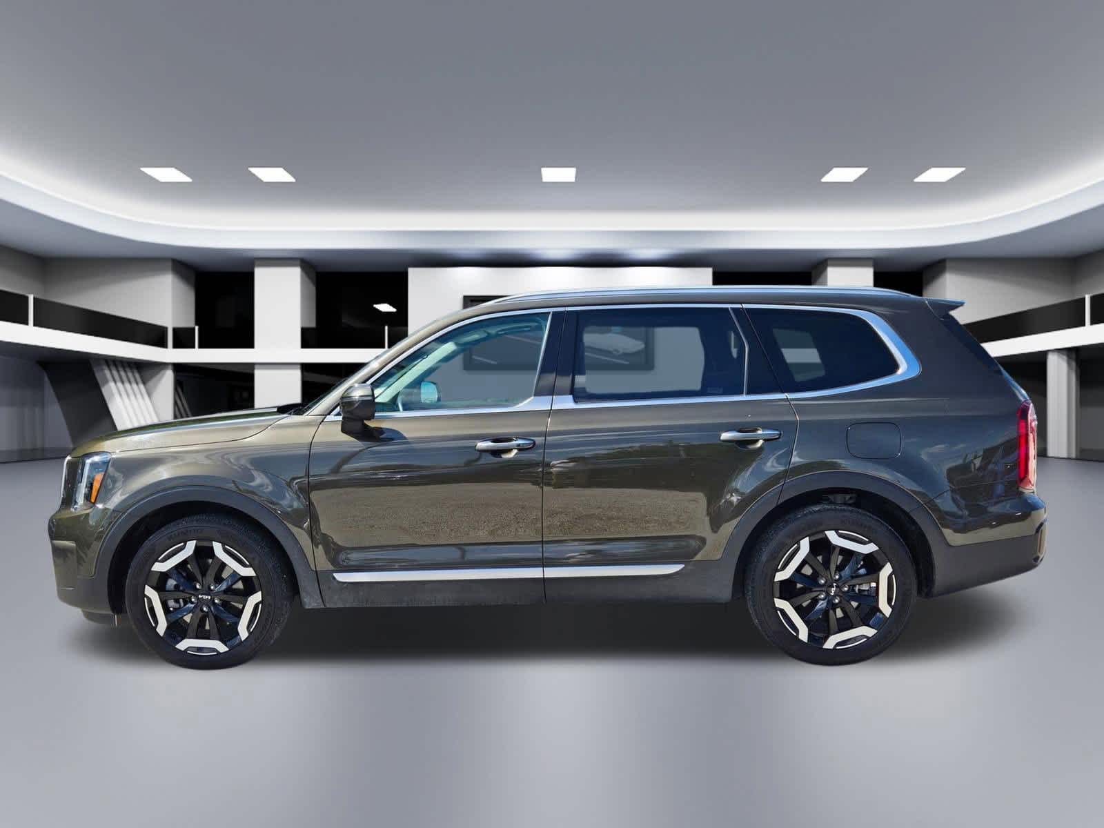 Thumbnail: 2025 Kia Telluride - 3