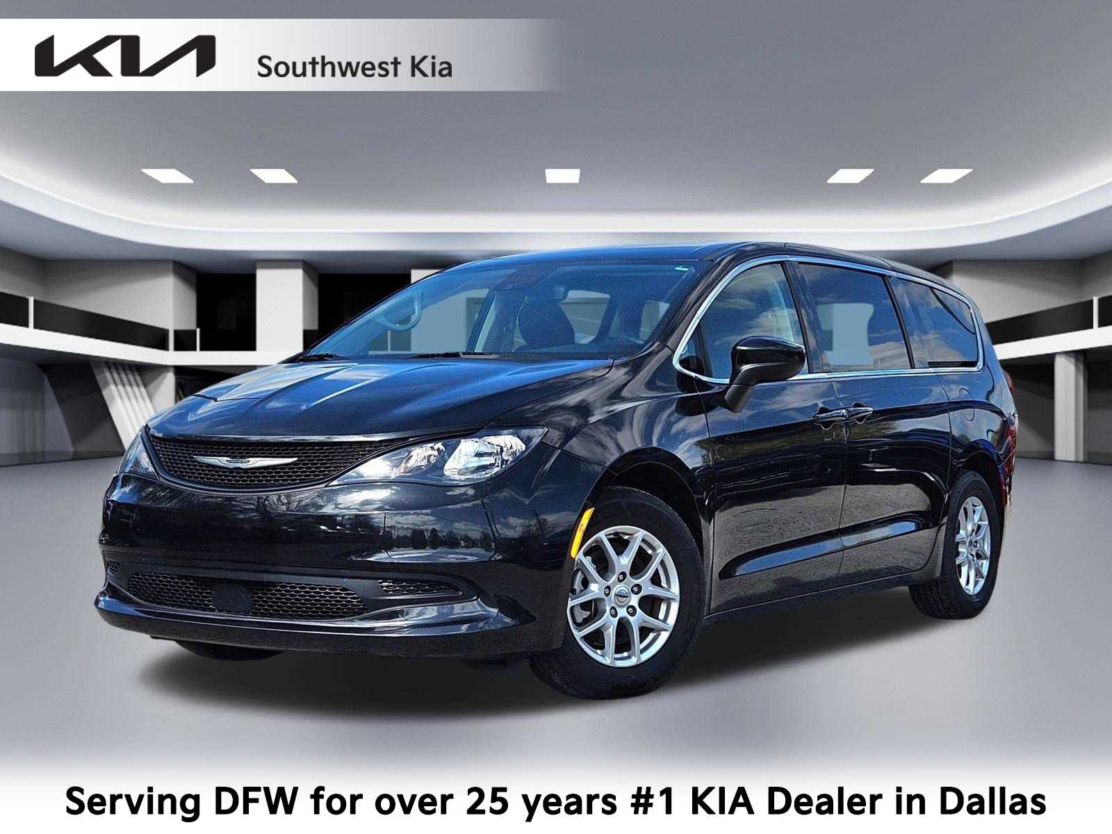 Thumbnail: 2023 Chrysler Voyager - 1