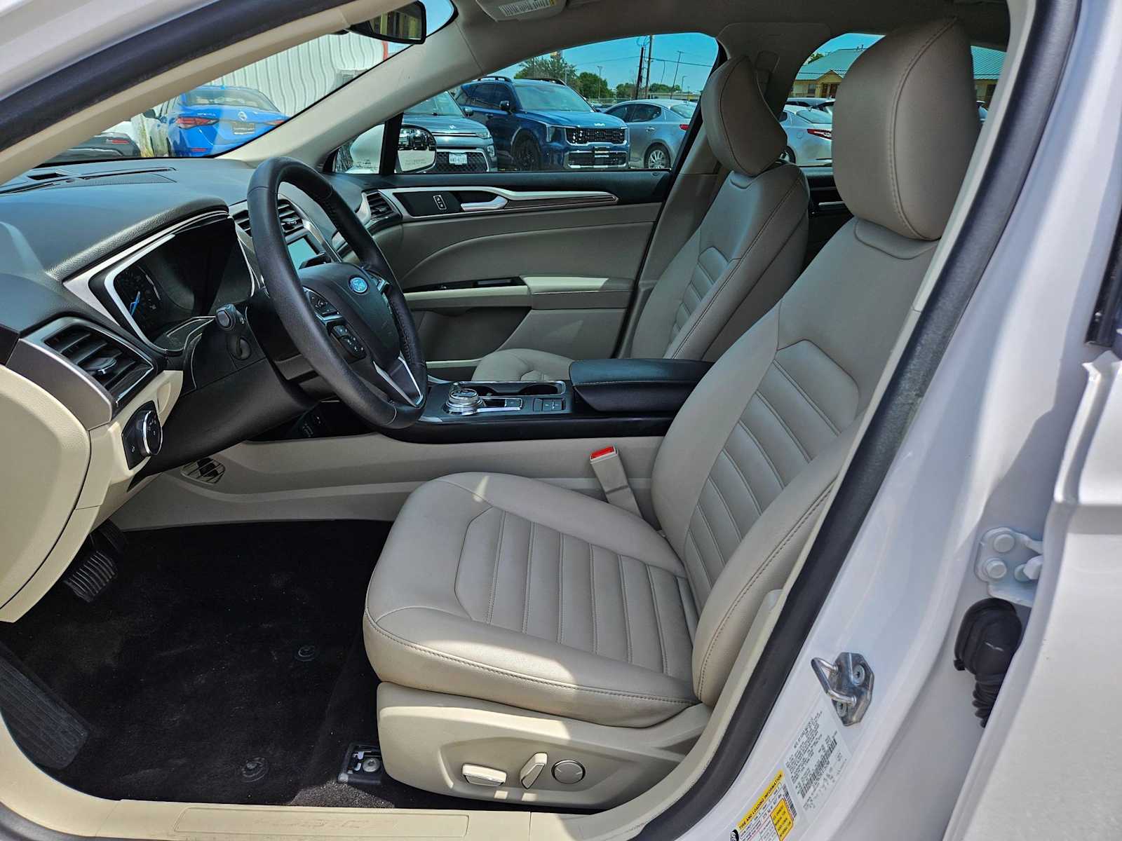 Thumbnail: 2020 Ford Fusion - 16