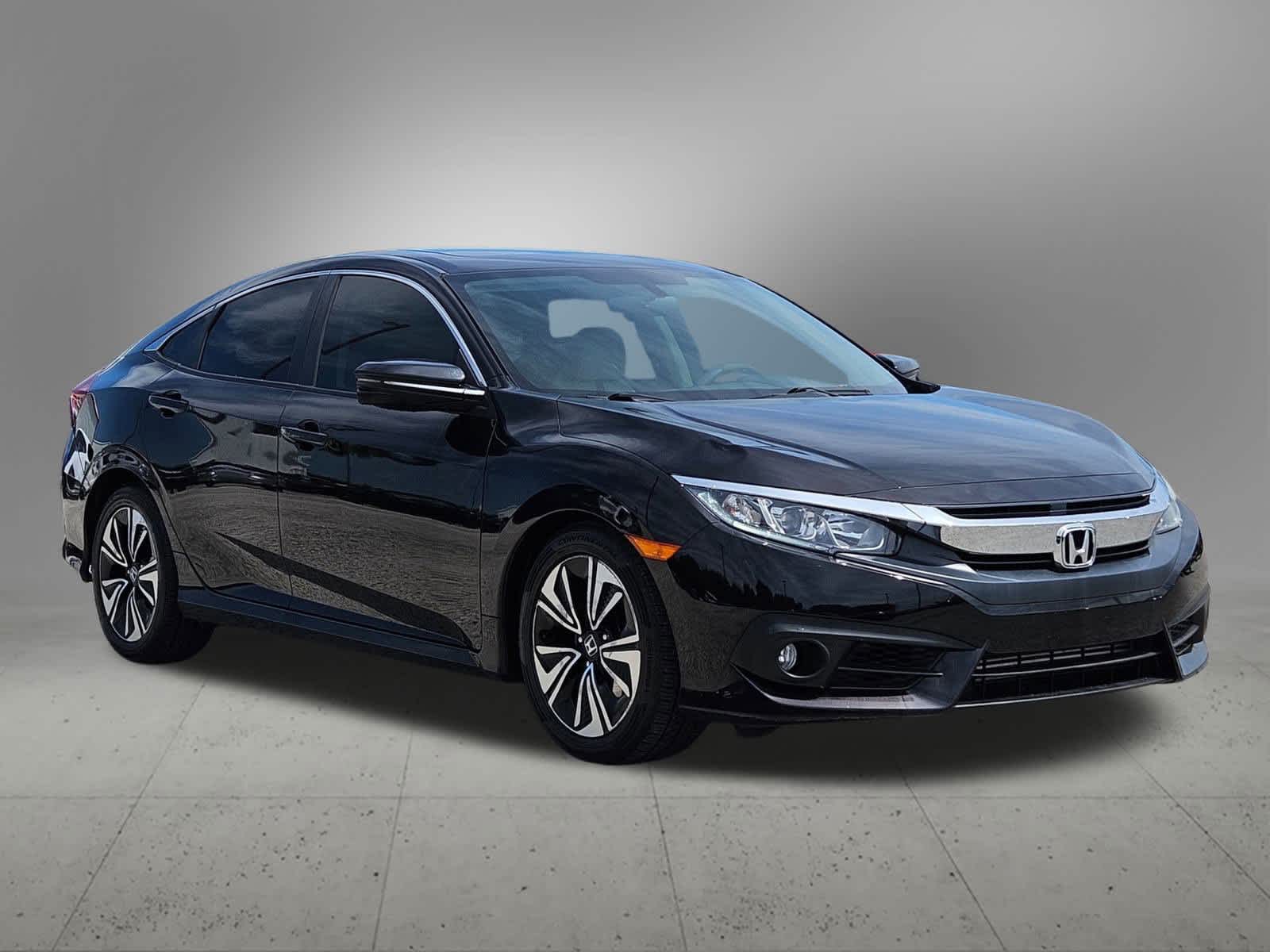 Thumbnail: 2017 Honda Civic - 8