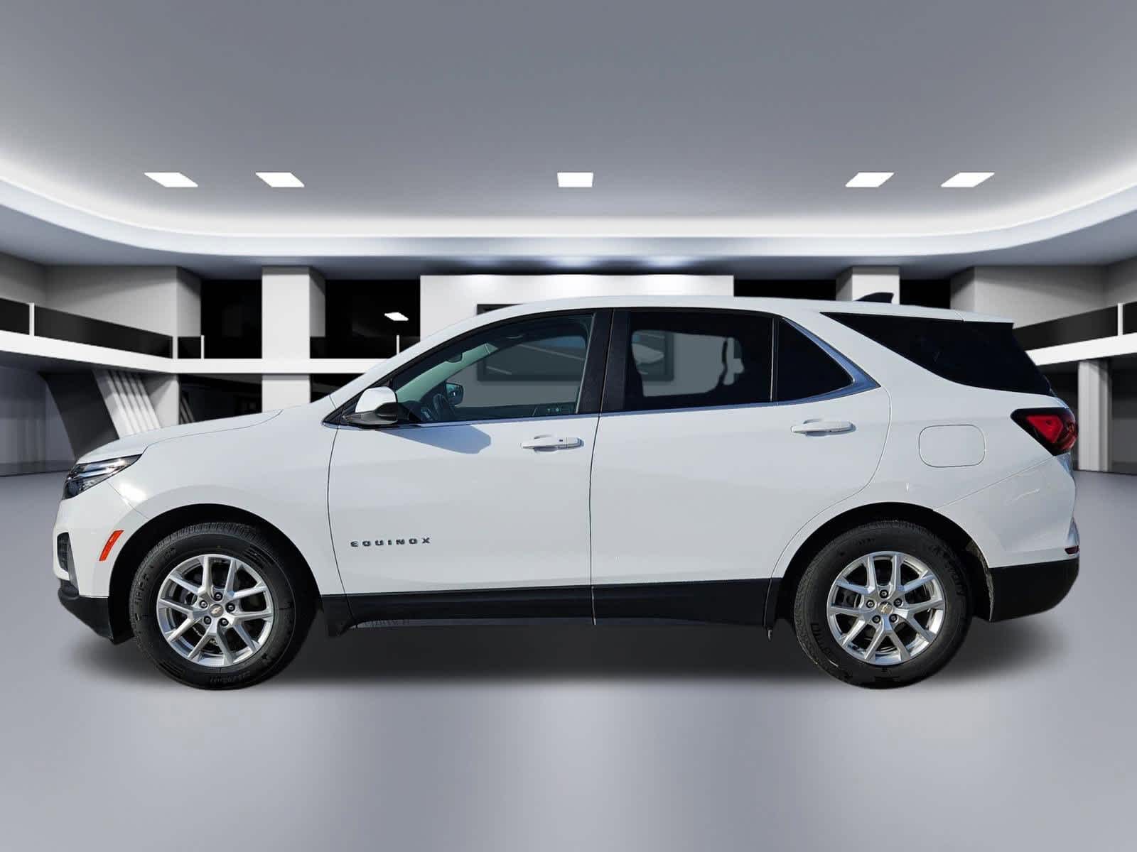 Thumbnail: 2024 Chevrolet Equinox - 3