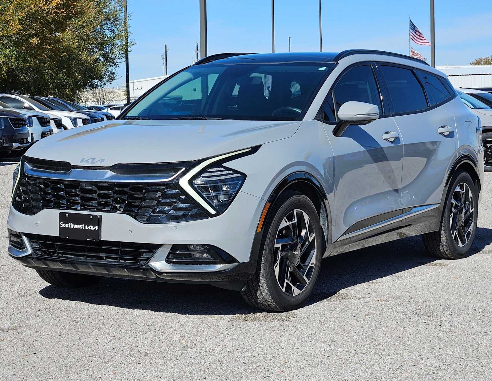 Thumbnail: 2023 Kia Sportage - 10