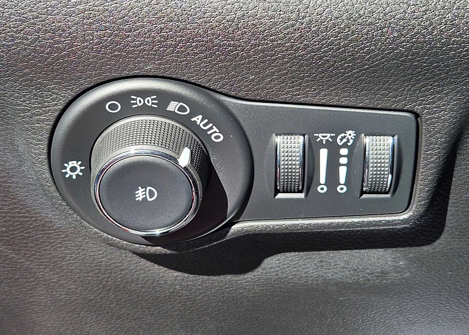 Thumbnail: 2025 Jeep Compass - 30