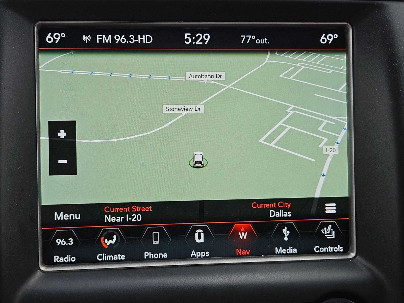 Thumbnail: 2018 Jeep Grand Cherokee - 13