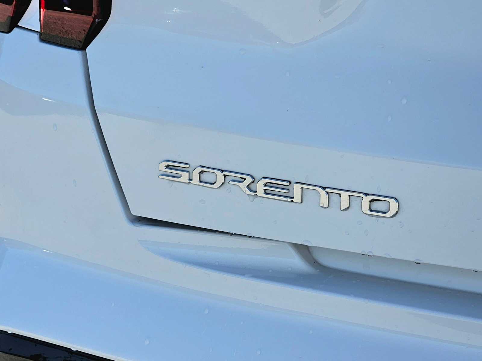 Thumbnail: 2023 Kia Sorento - 12