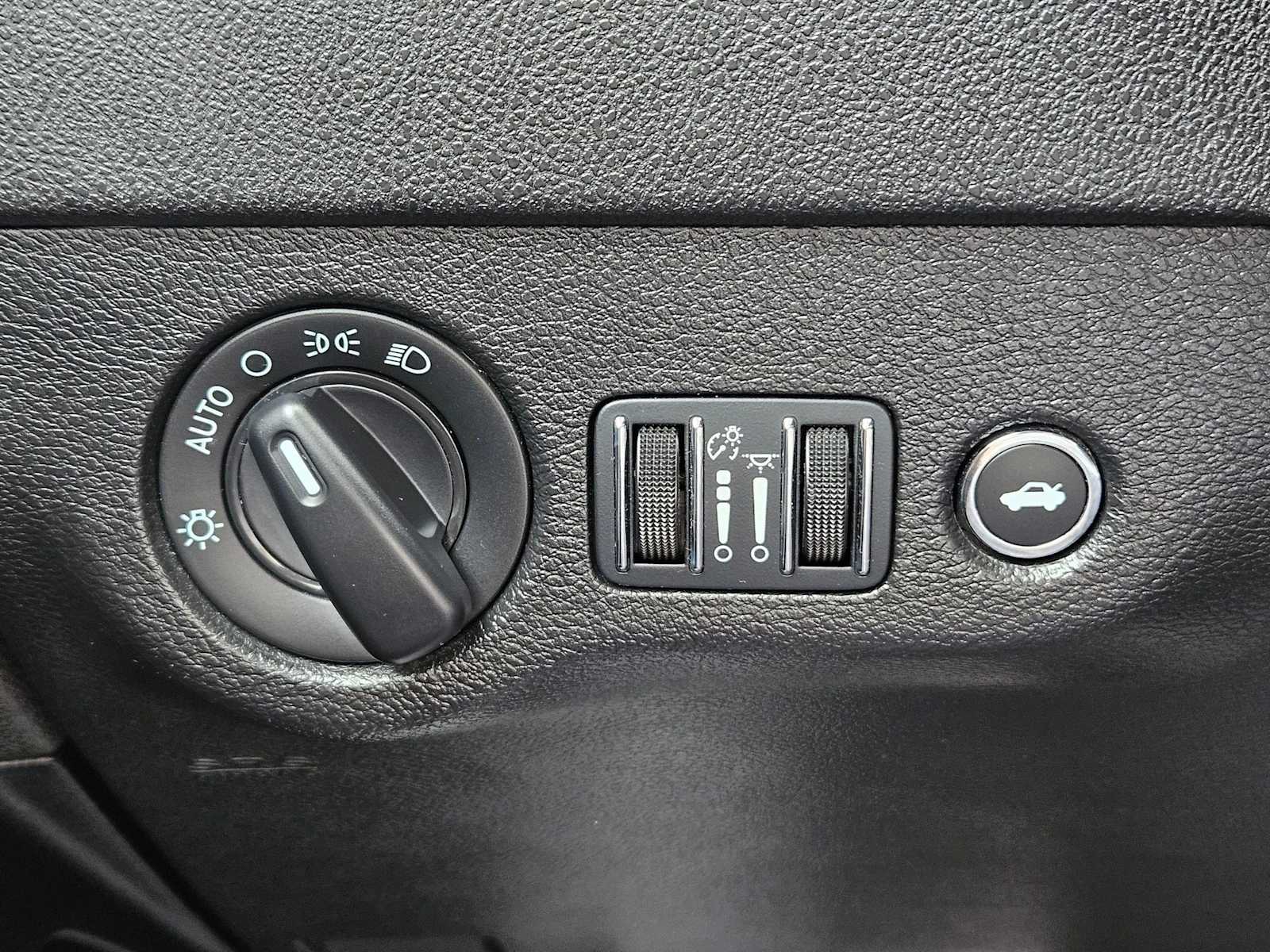 Thumbnail: 2023 Dodge Charger - 31