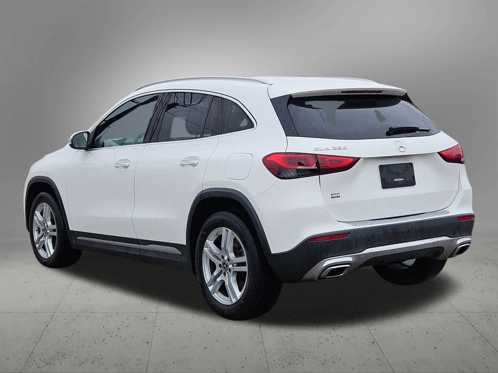 Thumbnail: 2021 Mercedes-Benz GLA - 4