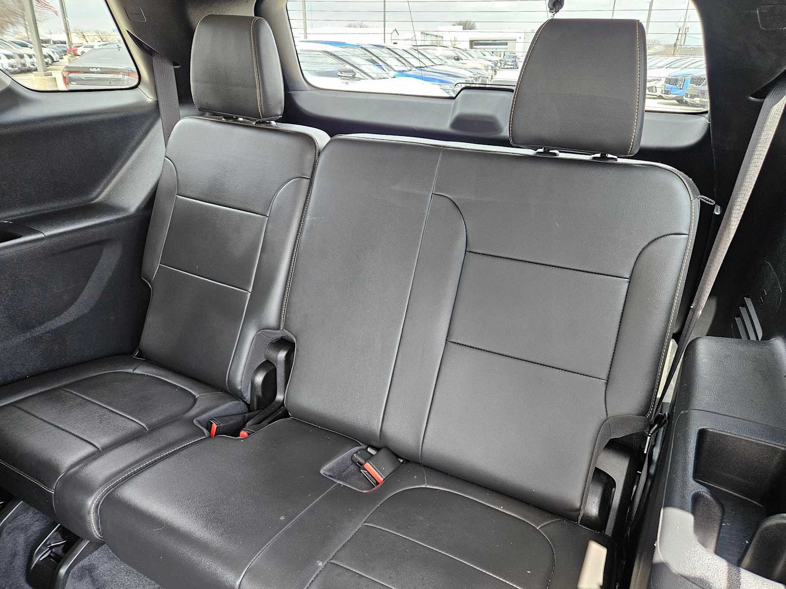 Thumbnail: 2021 Chevrolet Traverse - 19