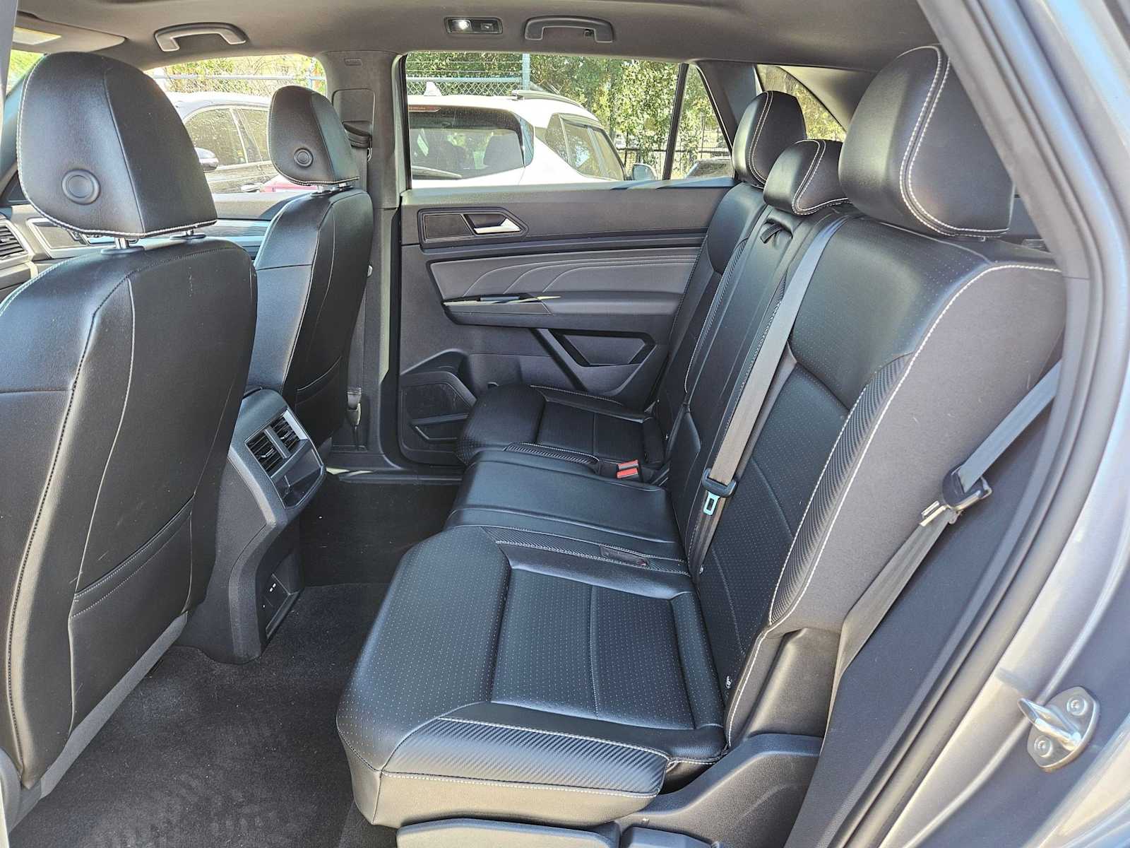 Thumbnail: 2022 Volkswagen Atlas - 20