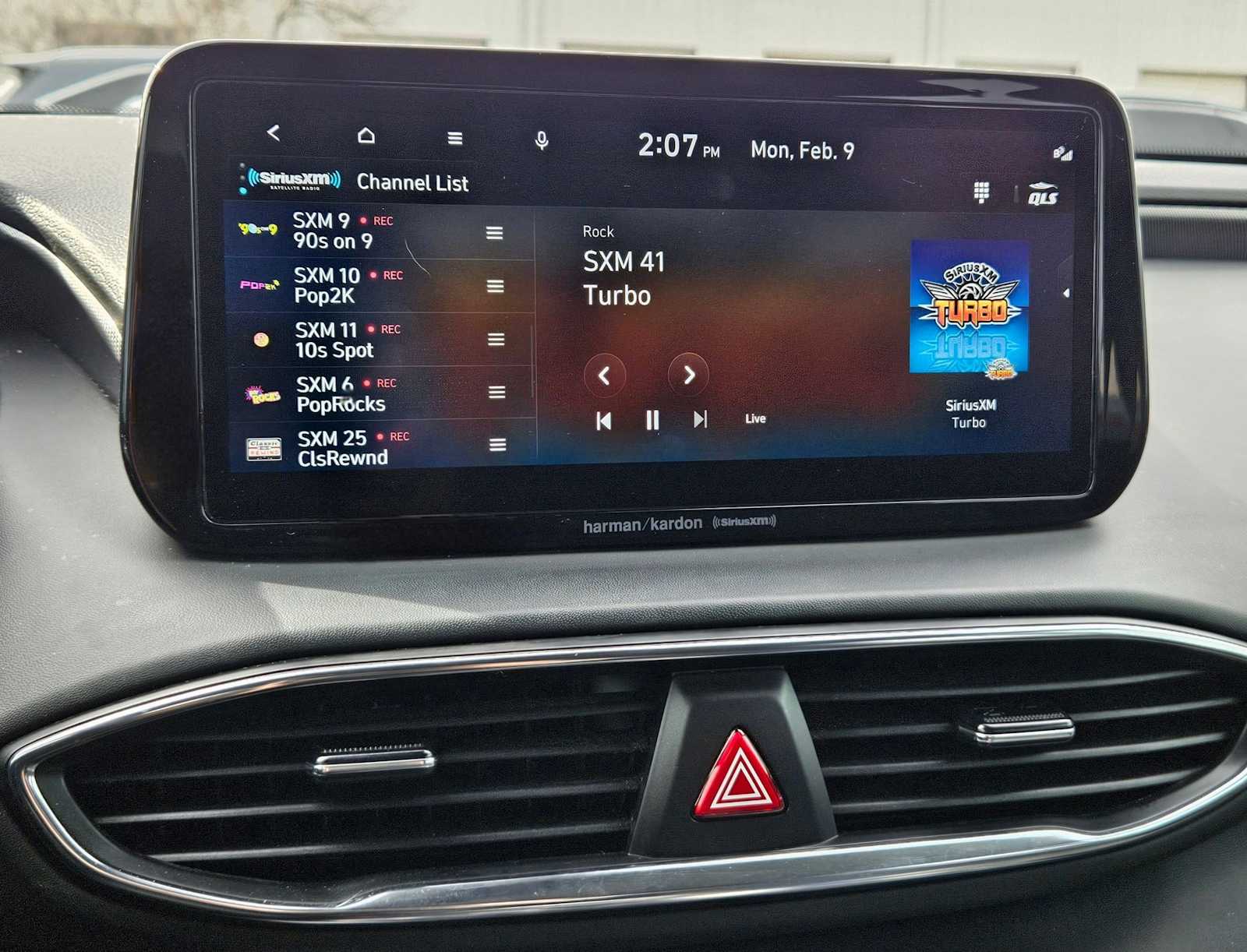 Thumbnail: 2023 Hyundai Santa Fe - 16