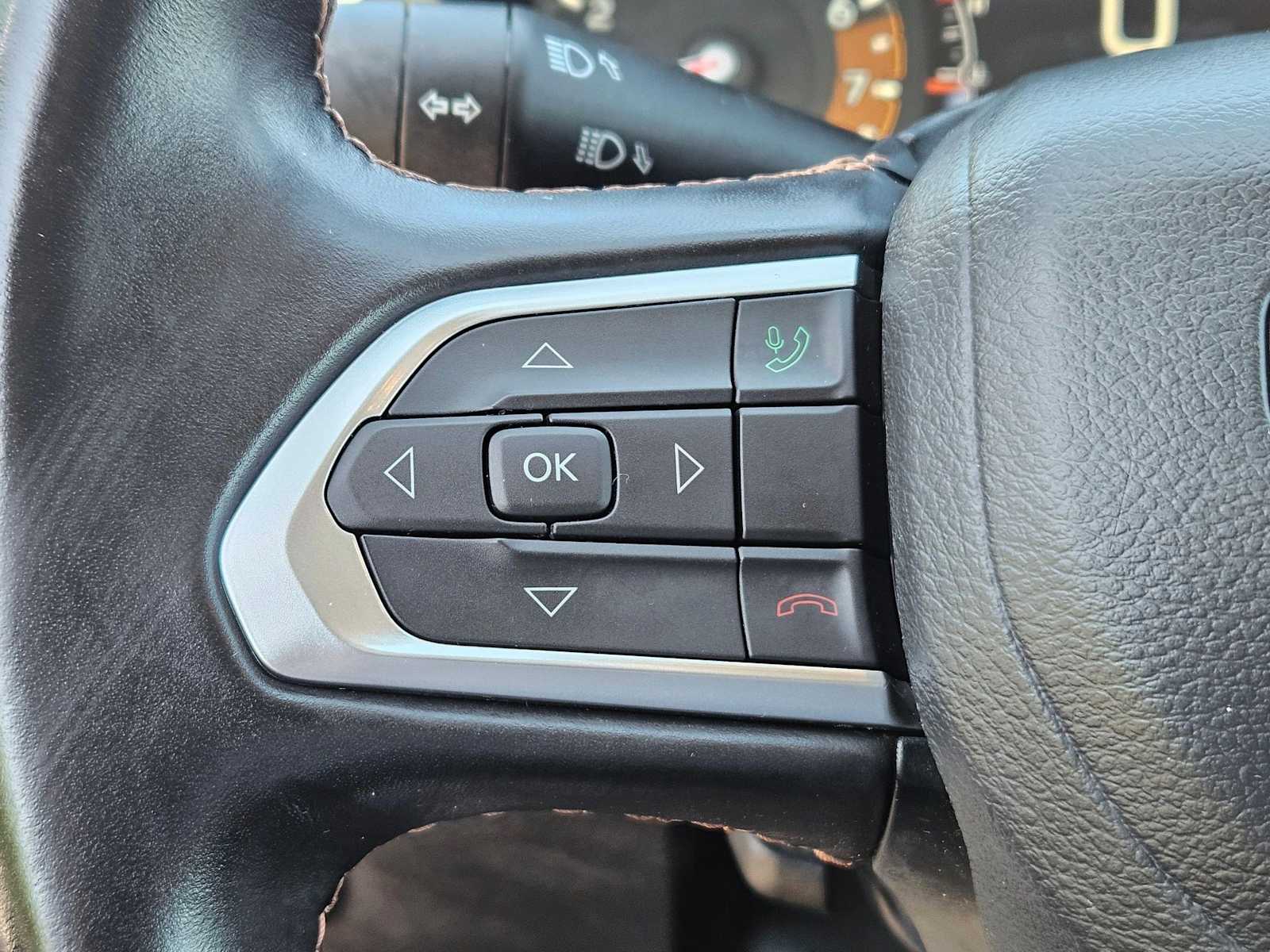 Thumbnail: 2022 Jeep Compass - 22