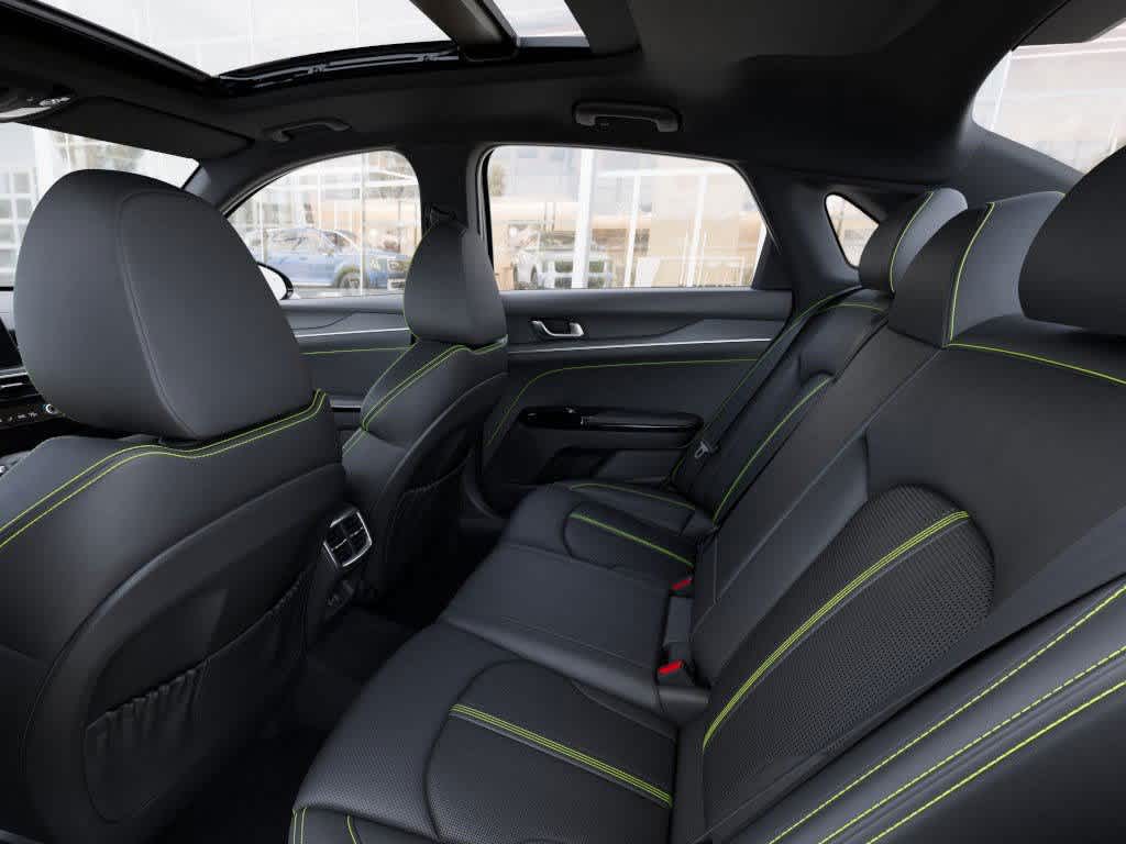 Thumbnail: 2026 Kia K5 - 14