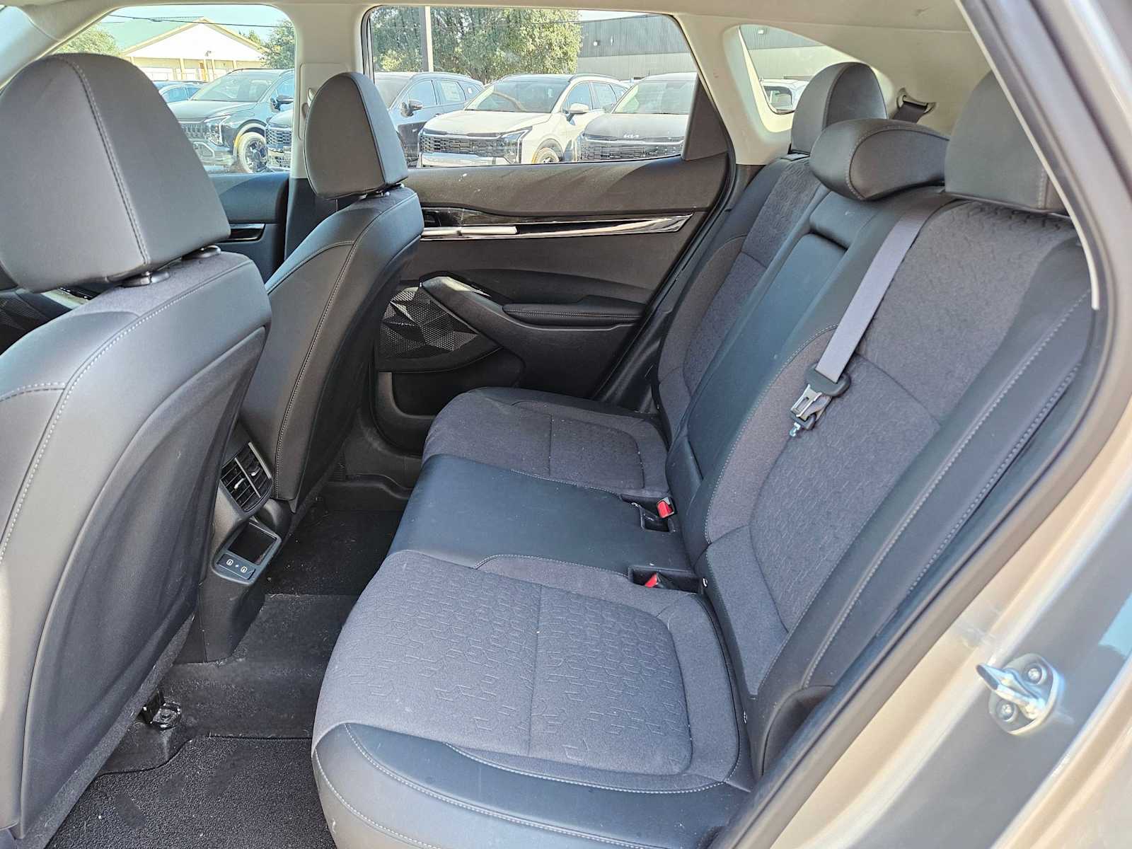 Thumbnail: 2024 Kia Seltos - 20