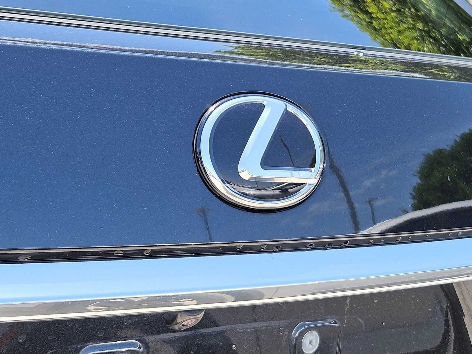 Thumbnail: 2022 Lexus RX - 10