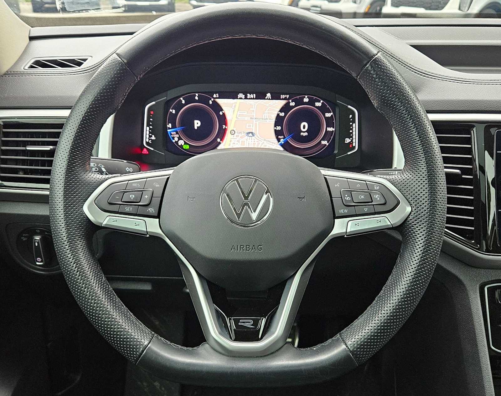 Thumbnail: 2023 Volkswagen Atlas - 21